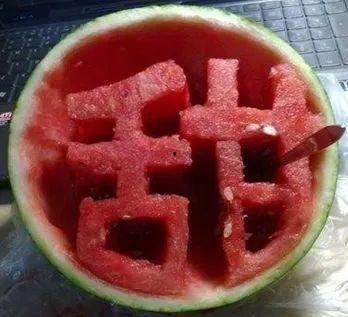 学校吃瓜经典头像,揭秘校园里的那些“瓜”