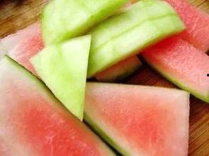 理性吃瓜了解吃瓜真相,揭秘网络舆论背后的真相